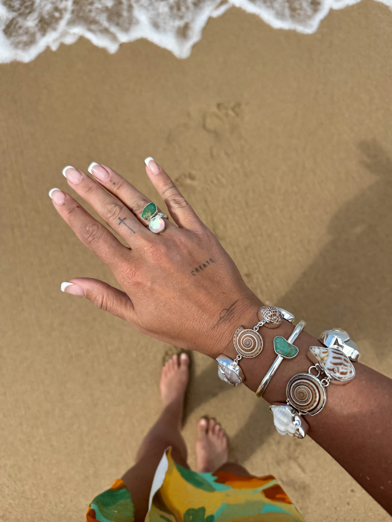 The Sunset Shores Shell Bracelet