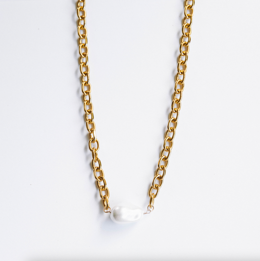 The Irregular Pearl Necklace