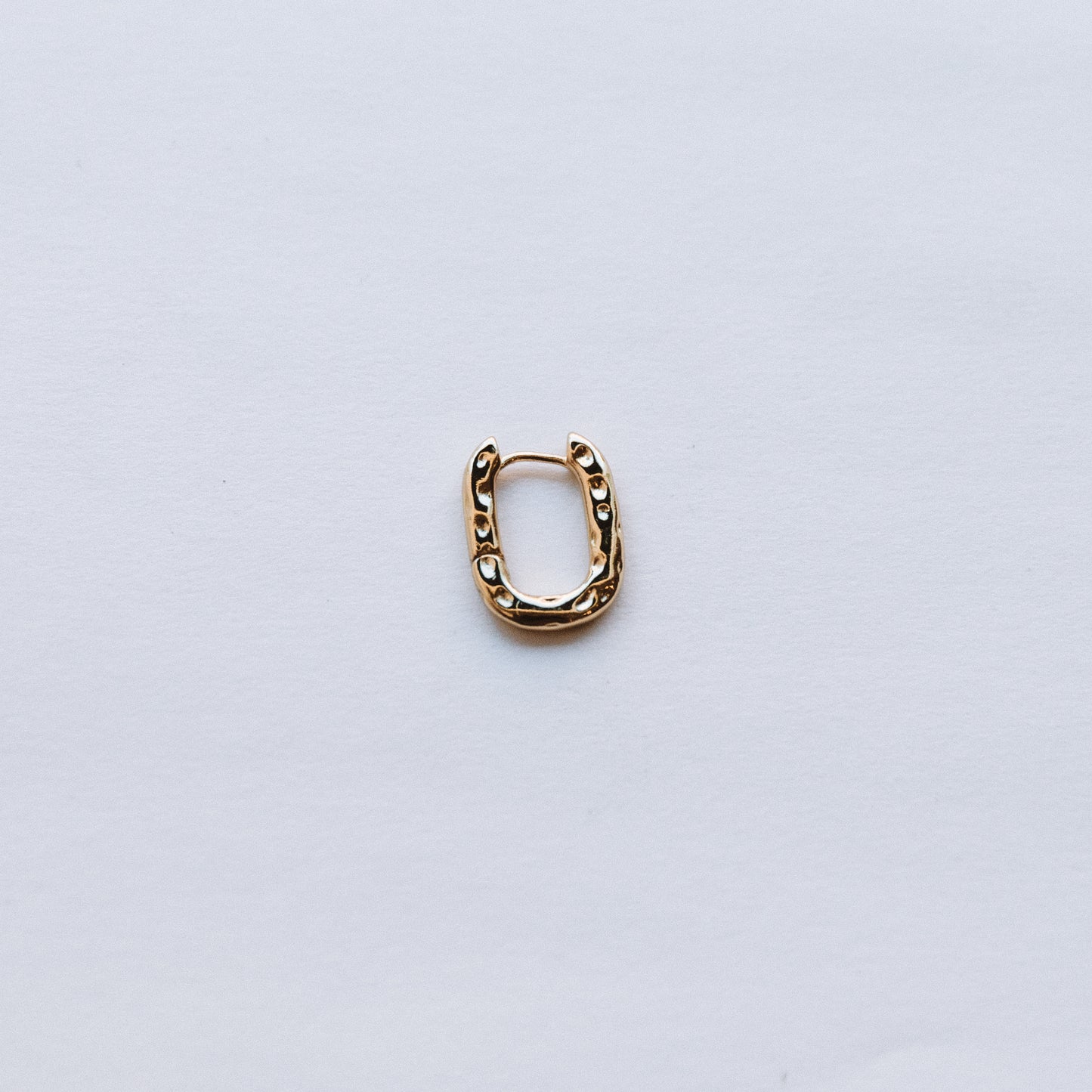The Hammered Rectangle Hoop