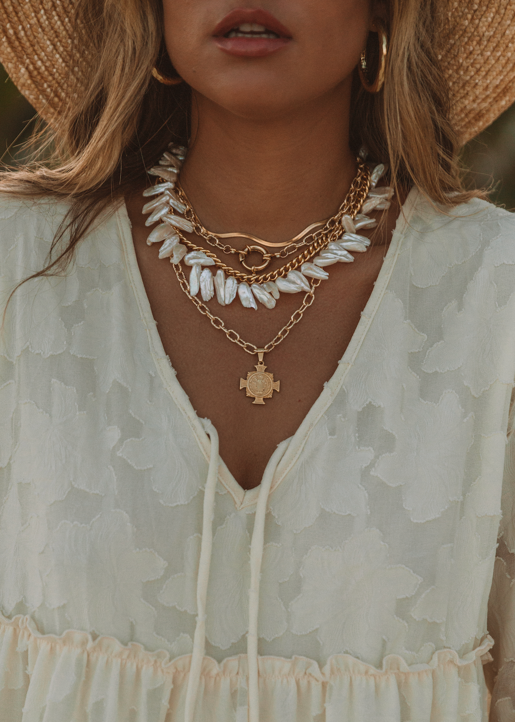 The Medium Pearl Necklace