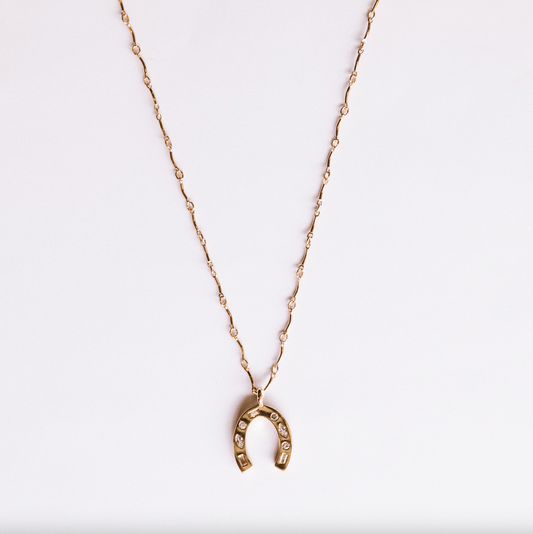 The Horseshoe Necklace