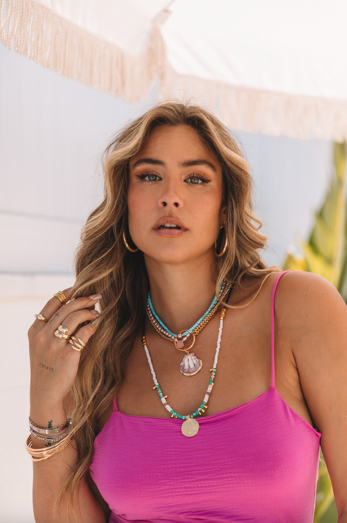 The Sandy Shell Statement Necklace