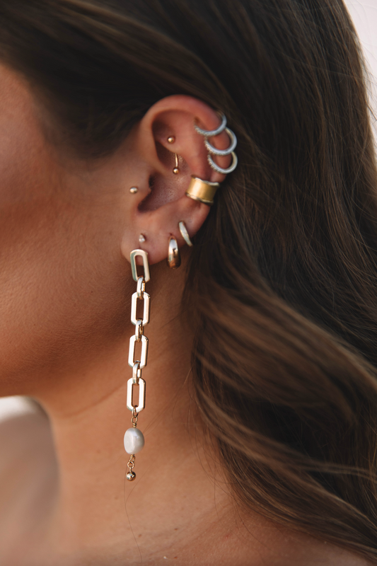 The Pearly Chain Drop Earrings