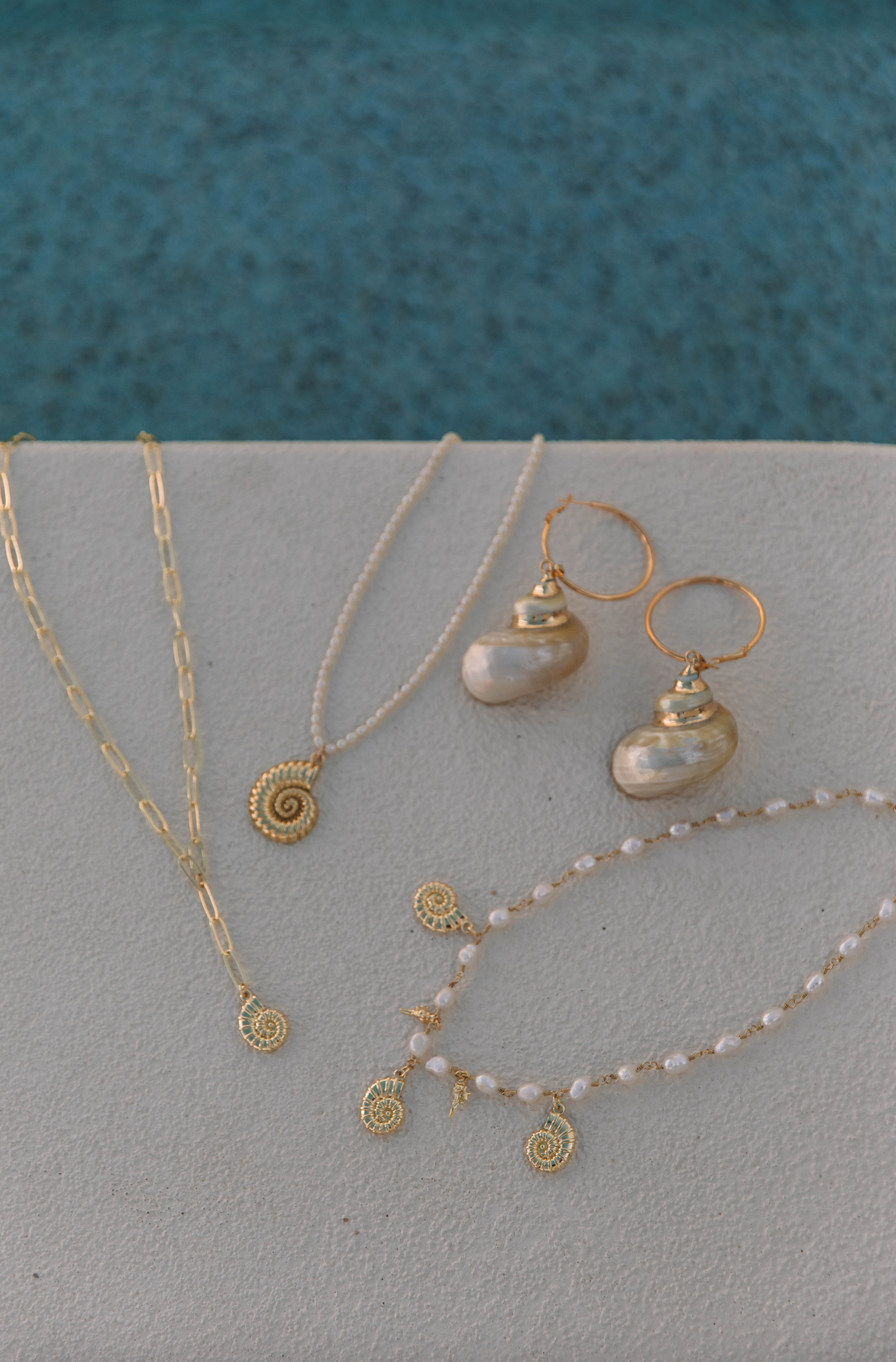 The BB Pearl Shell Necklace