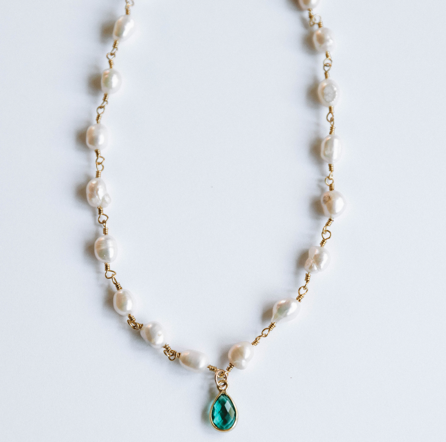 The Emerald Teardrop Mini Pearl Necklace