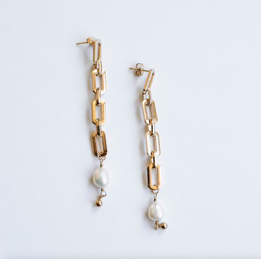 The Pearly Chain Drop Earrings