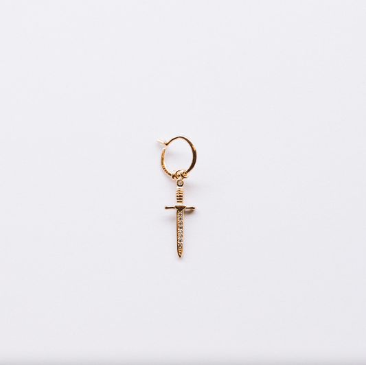 The Dakota Dagger Huggie