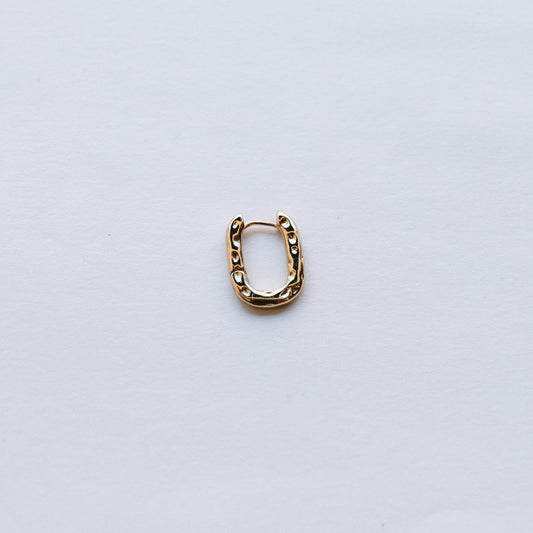 The Hammered Rectangle Hoop