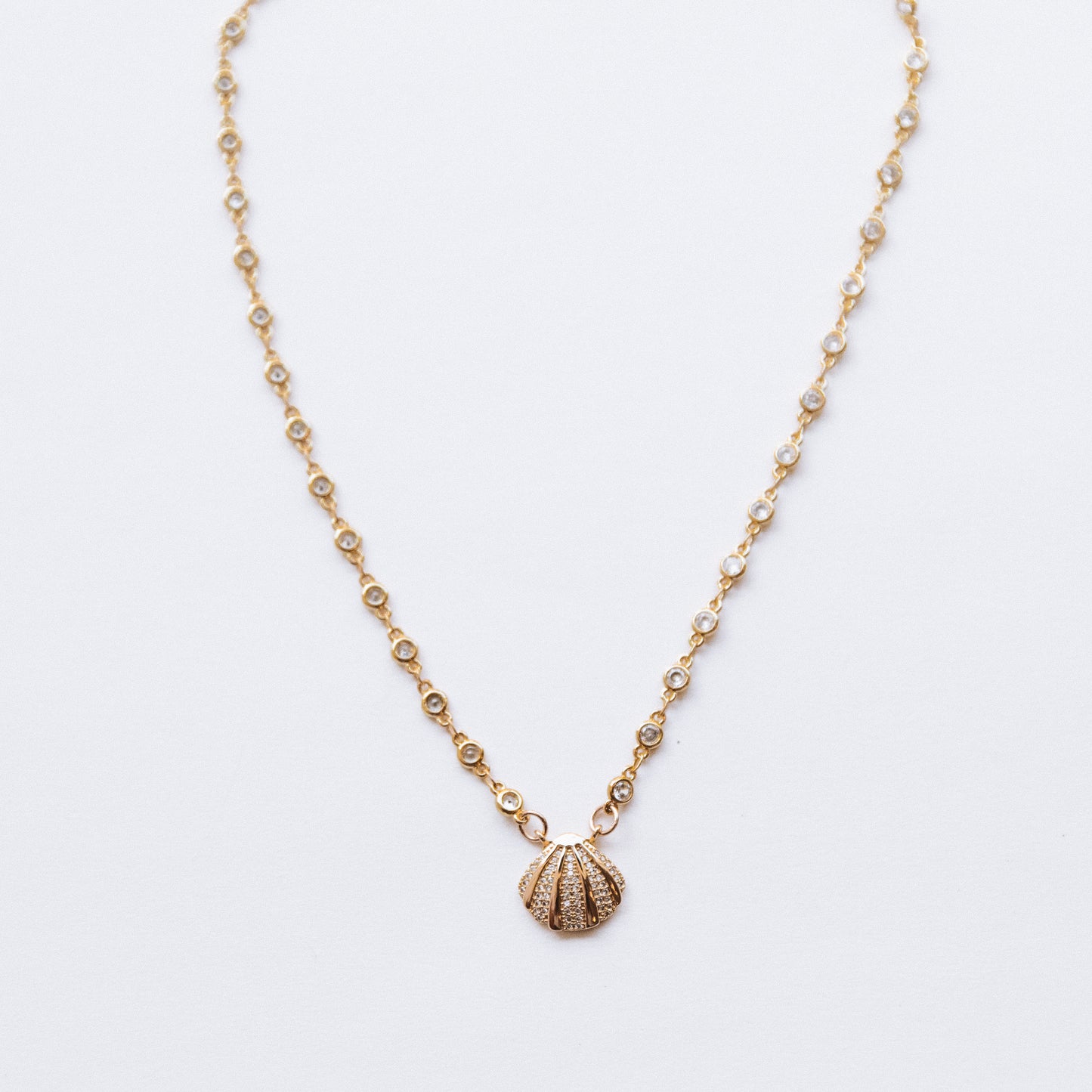The Crystal Shell Necklace