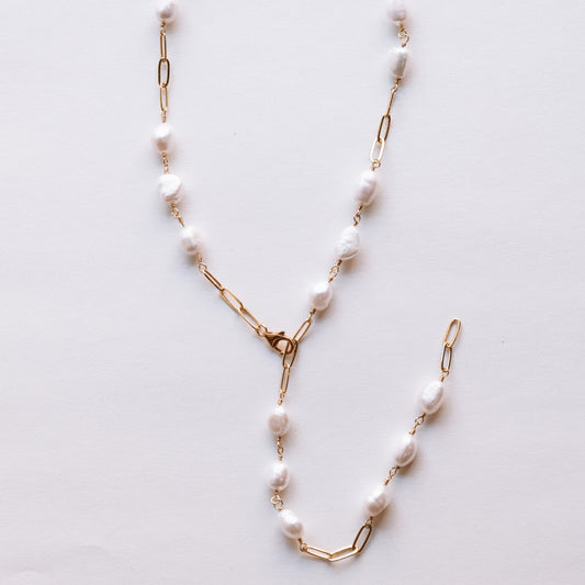 The Pearl Lariat