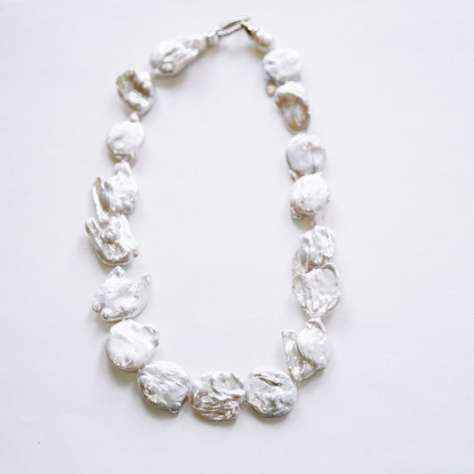 The Statement Pearl Necklace