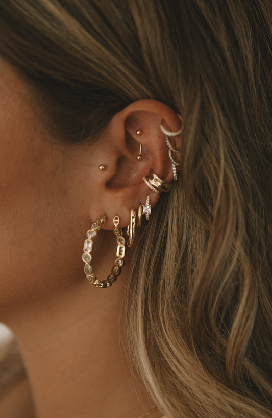 The Geometric Hoops
