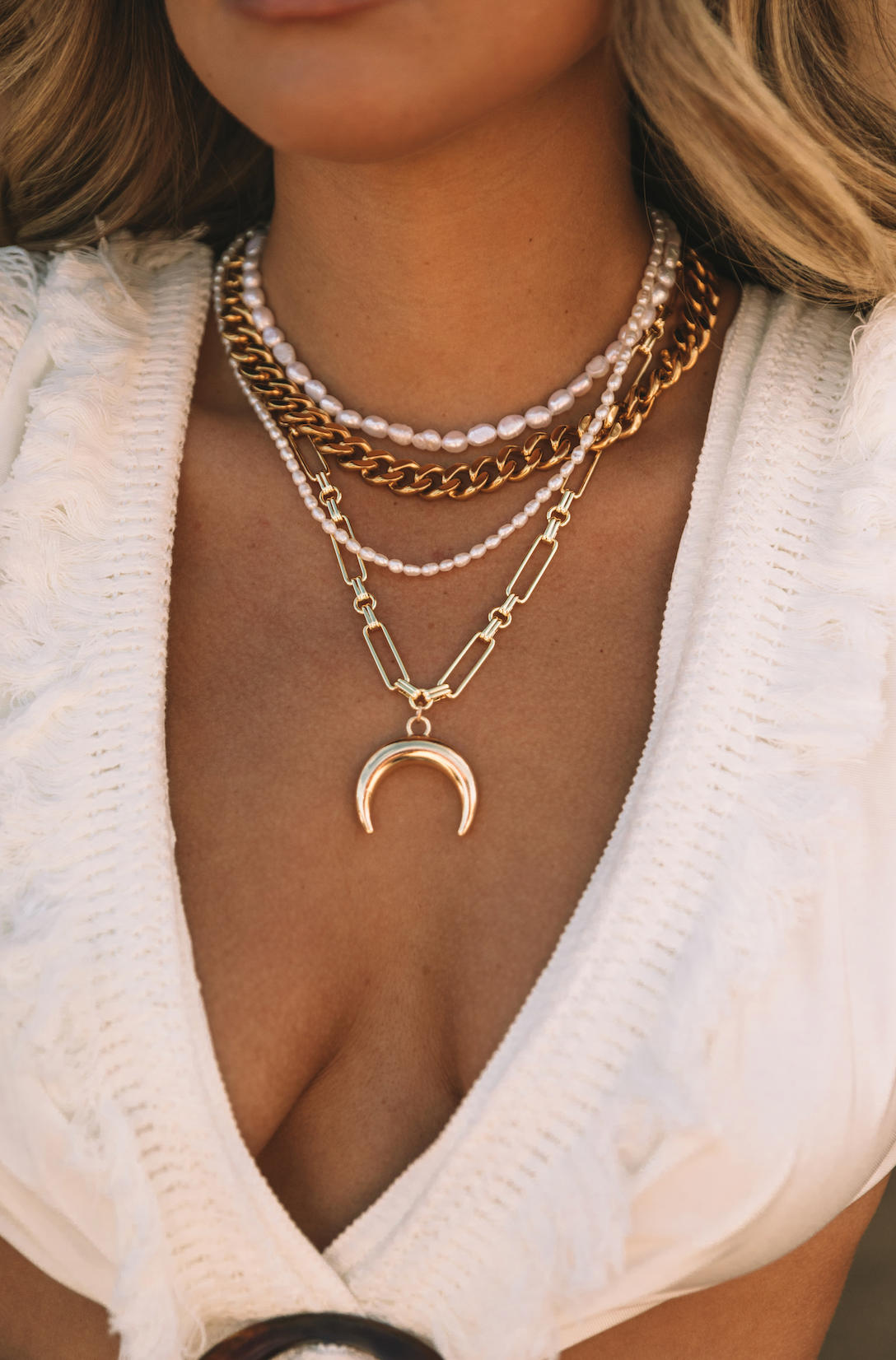 The Festival Horn Necklace