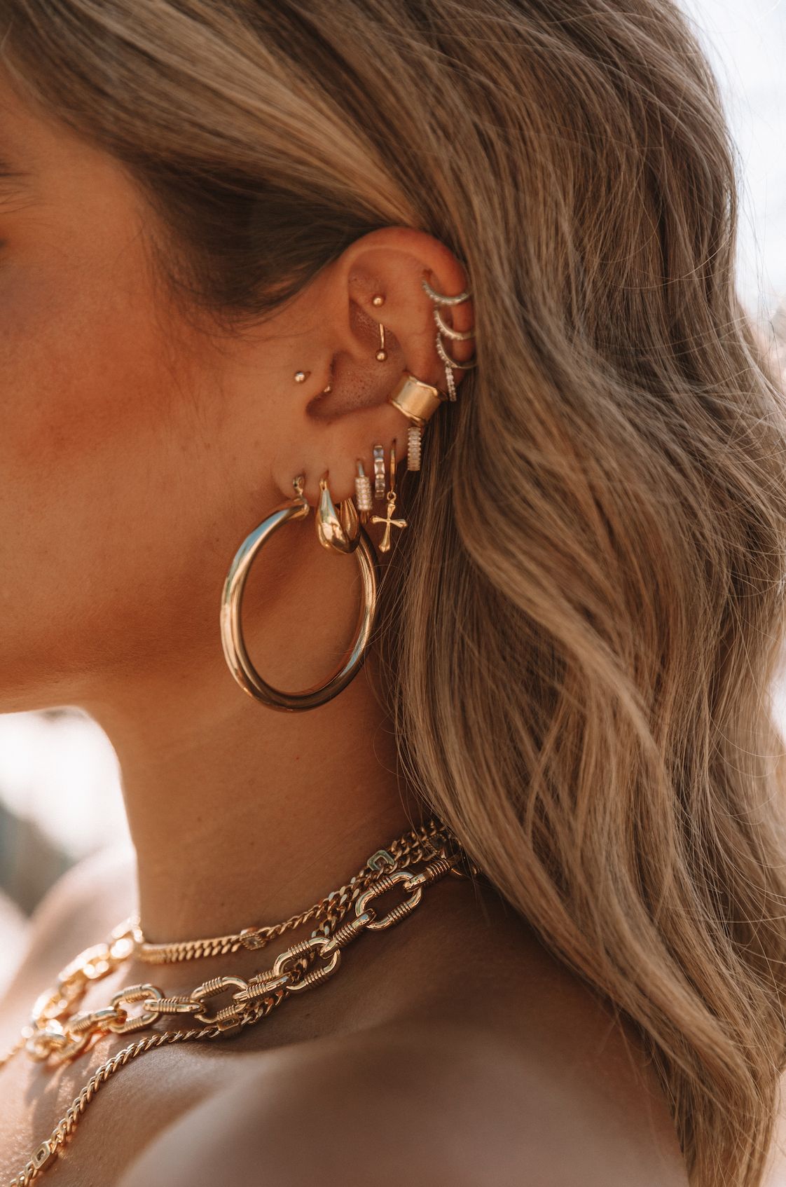 The European Cross Huggie - Main Image